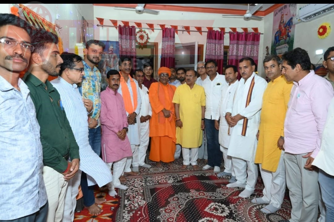विधानसभा अध्यक्ष वासुदेव देवनानी पहुंचे भारतमाता आश्रम 1 IMG 20250602 WA0006