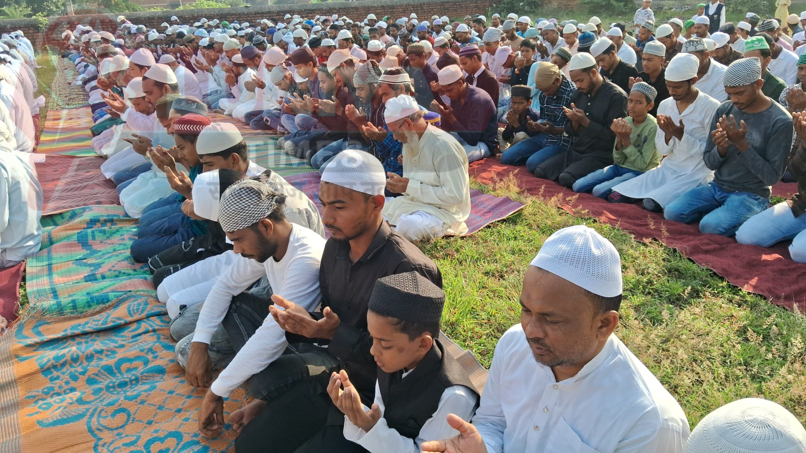 टुण्डी के विभिन्न ईदगाहों में ईद उल अजहा को लेकर नमाजियों की उमड़ी भीड़ 1 IMG 20250607 WA0104 scaled