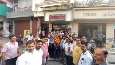 नवनियुक्त नगर कांग्रेस अध्यक्ष धर्मेंद्र जैन का हुआ जोरदार स्वागत 13 IMG 20250608 WA0026