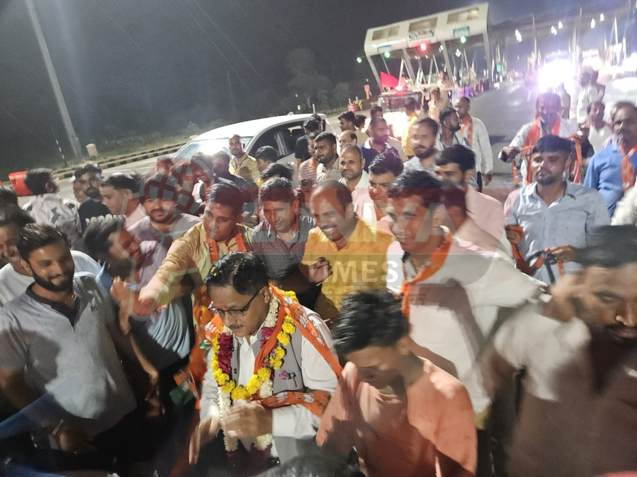 भाजपा के राष्ट्रीय महामंत्री डॉ. राधा मोहनदास अग्रवाल का भीलवाड़ा आगमन, कारोई मंडल द्वारा मुजरास टोल पर हुआ भव्य स्वागत 1 IMG 20250627 WA0010