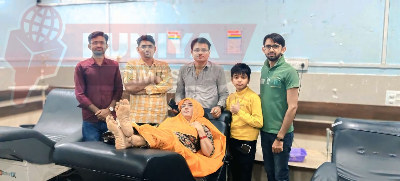 पुत्र के जन्मदिन की खुशी पर माता-पिता सहित पाँच जनों ने किया स्वेच्छिक रक्तदान 1 WhatsApp Image 2025 06 04 at 18.02.55