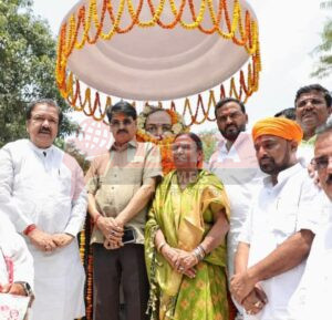 पूर्व मंत्री ब्रज बिहारी प्रसाद की पुण्य तिथि पर भाजपा प्रदेश अध्यक्ष डॉ दिलीप जायसवाल एवं बिहार विधान सभा अध्यक्ष नन्द किशोर यादव ने दी भावभीनी श्रद्धांजलि 2 WhatsApp Image 2025 06 13 at 4.57.25 PM