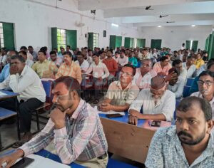 टुंडी प्लस +2 High School सभागार में गुरु गोष्ठी आयोजित 5 IMG 20250703 WA0087
