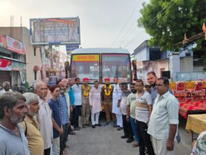 रानी में क्षेत्रीय विधायक केसाराम चौधरी ने दिखाई रोडवेज बसों को हरी झंडी, यातायात सेवाओं का हुआ ऐतिहासिक विस्तार 3 IMG 20250709 WA0009