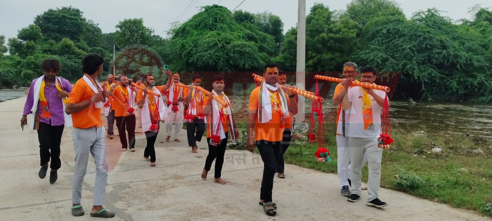 श्रावण के पावन सोमवार को सादड़ी से रवाना हुई कावड़ यात्रा, परशुराम महादेव पर किया जलाभिषेक 1 IMG 20250721 WA0036