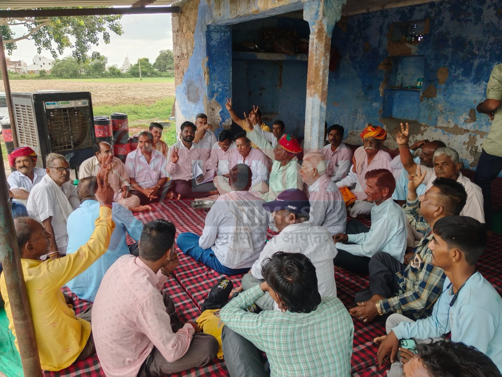 क्षत्रिय दमामी समाज जैतारण पट्टी की बैठक में मृत्युभोज बंद करने पर विचार विमर्श 1 WhatsApp Image 2025 07 13 at 4.09.57 PM