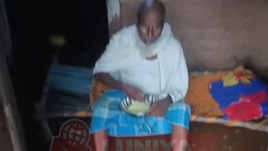 टुण्डी में भारी वारिश का कहर घरों में घुसा पानी रहना हुआ़ दूभर 13 WhatsApp Image 2025 07 18 at 18.08.16 e1752843003336