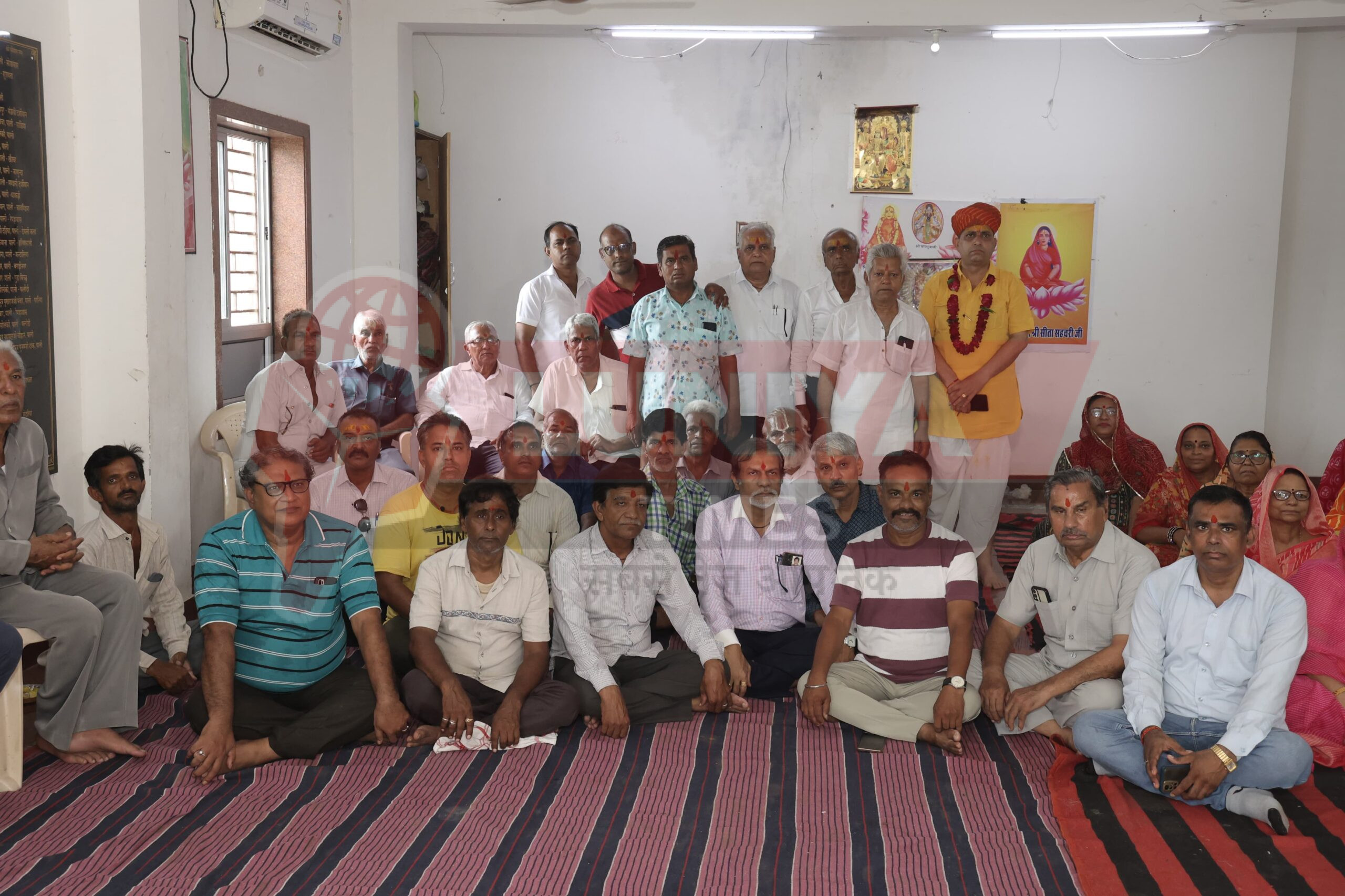 वैष्णव रामावत समाज पंचायत सेवा समिति द्वारा पानी दरवाजा स्थित समाज के अवध बिहारी मंदिर का पुनः जीणोद्धार कार्यक्रम संपन्न किया गया 1 WhatsApp Image 2025 07 21 at 17.23.56 1 scaled