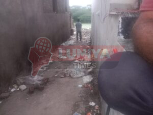 पोटला बस स्टैंड पर गली में गन्दगी व खुले में पेशाब करते लोगों, प्लास्टिक खाते पशु, आमजन दुर्गंध से परेशान पंचायत नहीं ले रही सफाई पर ध्यान 6 WhatsApp Image 2025 07 21 at 17.34.37 1