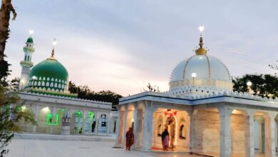 कौमी एकता के प्रतीक हजरत सैयद सुजाअत अली सरकार की दरगाह पर 2 अगस्त को आम लंगर व चादर शरीफ का आयोजन 14 WhatsApp Image 2025 07 29 at 12.58.39