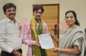 चाय पिलाकर गरीबों की सेवा करते नागदा के चायवाले जीवन जैन 6 IMG 20250804 WA0096