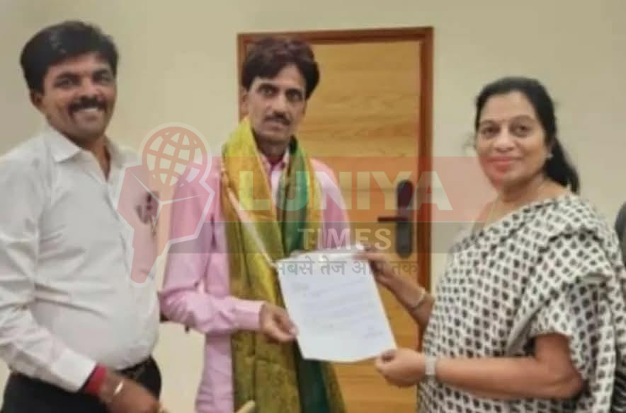 चाय पिलाकर गरीबों की सेवा करते नागदा के चायवाले जीवन जैन 1 IMG 20250804 WA0096