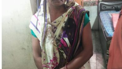 गोला में पीआरडी जवान के घर लाखों की चोरी चोरों ने जेवर व नगदी उडाए विश्वजीत मिश्रा 10 IMG 20250824 WA00771