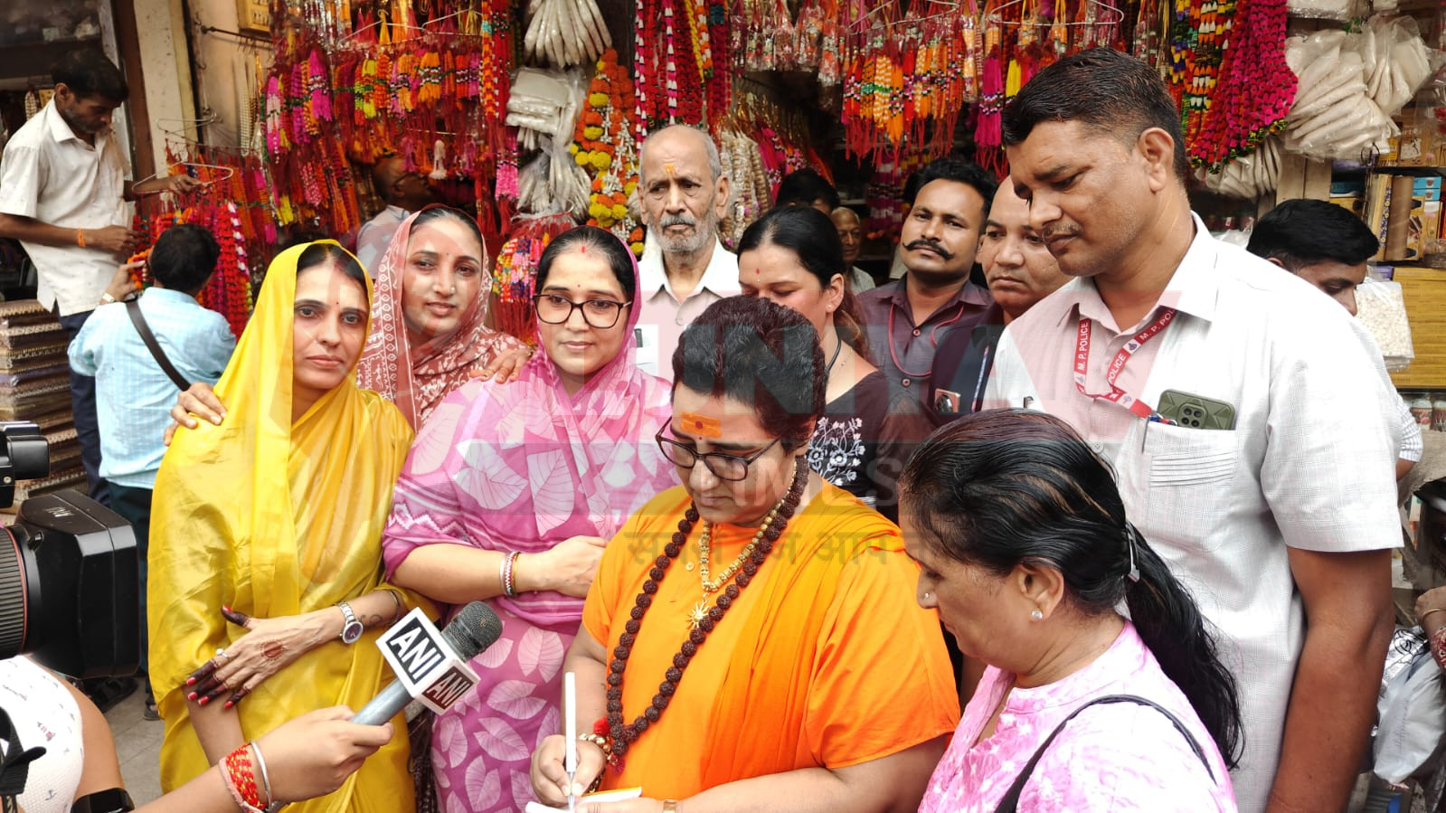 “साध्वी प्रज्ञा को न्याय मिला – अब धर्म और राष्ट्र के प्रति समर्पित शक्ति को सलाम!” 1 WhatsApp Image 2025 08 04 at 09.07.41 1