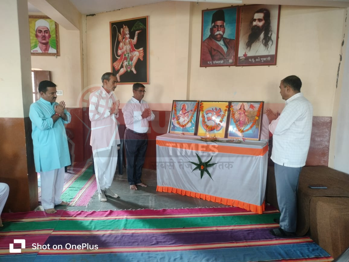 आदर्श विद्या मंदिर फालना में पूर्व छात्र कार्यकर्ता अभ्यास वर्ग संपन्न 1 WhatsApp Image 2025 08 10 at 19.49.39