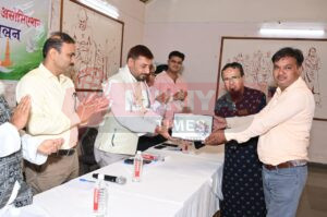 विदेशों से लाए हुए कानून जो भारत में अमल में लाना मुश्किल है उस पर पुनर्विचार करें सरकार : शंकर ठक्कर 4 WhatsApp Image 2025 08 12 at 17.18.04 1