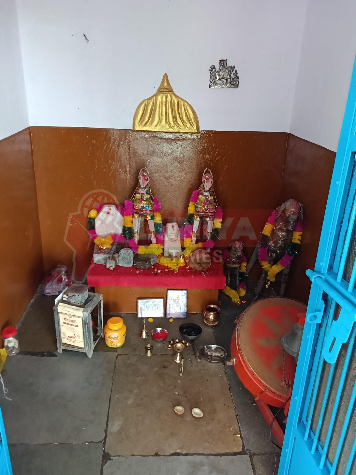 कोठार में मगरी वाले बाबा रामदेवजी मंदिर में भक्ति का माहौल, रोजाना उमड़ रही श्रद्धालुओं की भीड़ 1 WhatsApp Image 2025 08 13 at 16.01.34