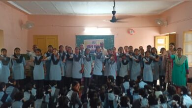 पीएम श्री बालिका विद्यालय में बाल संसद का गठन, सीमा बनी प्रधानमंत्री 10 WhatsApp Image 2025 08 13 at 16.37.20