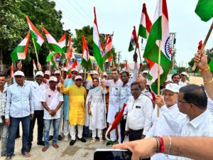 रानी-हर घर तिरंगा अभियान के तहत नगर में स्वतंत्रता दिवस के पूर्व 500 मीटर तिरंगे झंडे के साथ भाजपा मंडल रानी के तत्वाधान में विशाल तिरंगा यात्रा का आयोजन 6 WhatsApp Image 2025 08 14 at 13.25.15