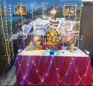 भव्य उल्लास के साथ श्री लालबाग राजा गणेश जी की स्थापना, वैष्णोदेवी माता मंडल बाली द्वारा आयोजित पांच दिवसीय गणेशोत्सव का शुभारंभ 5 WhatsApp Image 2025 08 27 at 4.28.20 PM