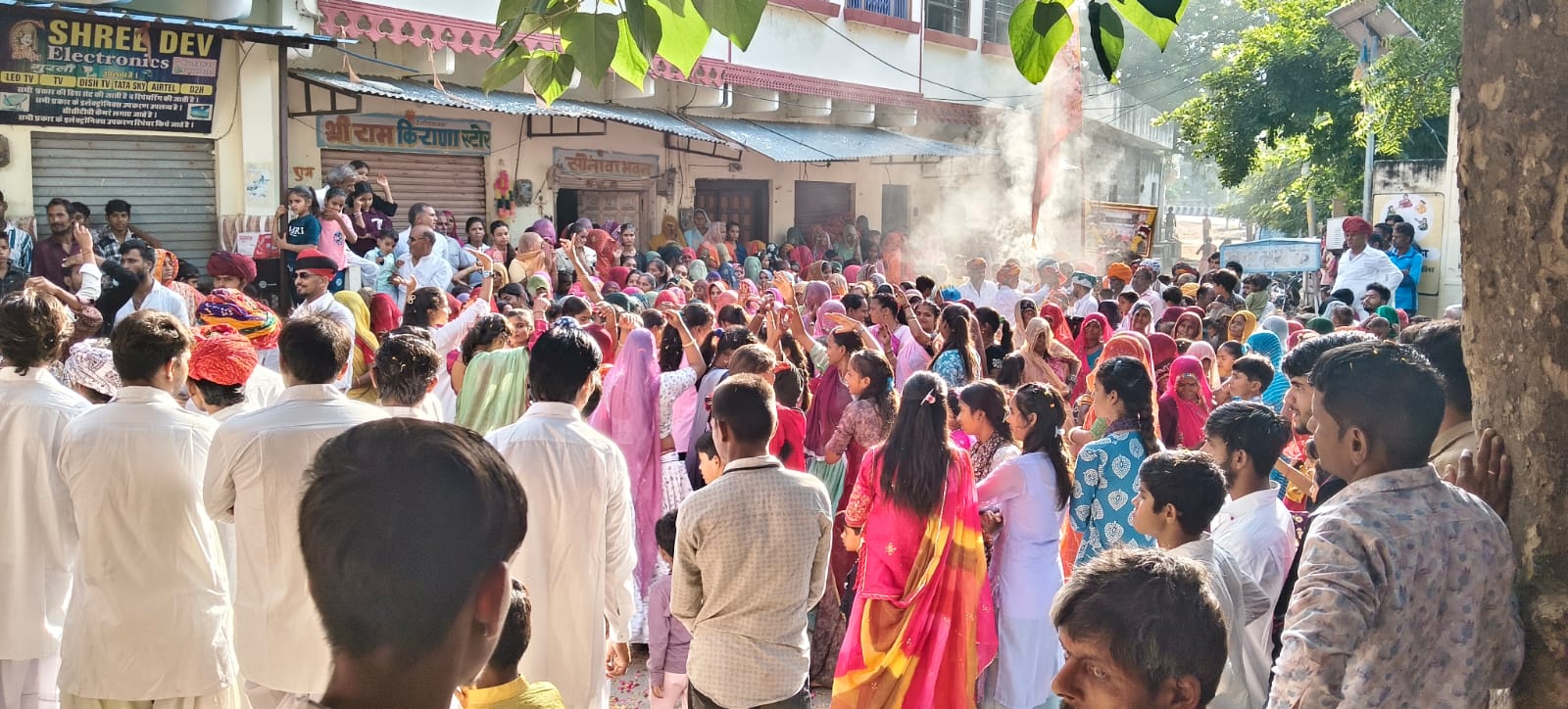 गुरलां में देवनारायण भगवान का भव्य जुलुस निकाला, भादवा में अखंड ज्योत चली 1 IMG 20250910 WA0009