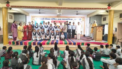 विद्या भारती द्वारा सरस्वती विद्या मंदिर सादड़ी में संकुल स्तरीय बौद्धिक प्रतियोगिता सम्पन्न 10 IMG 20250914 WA0023 1