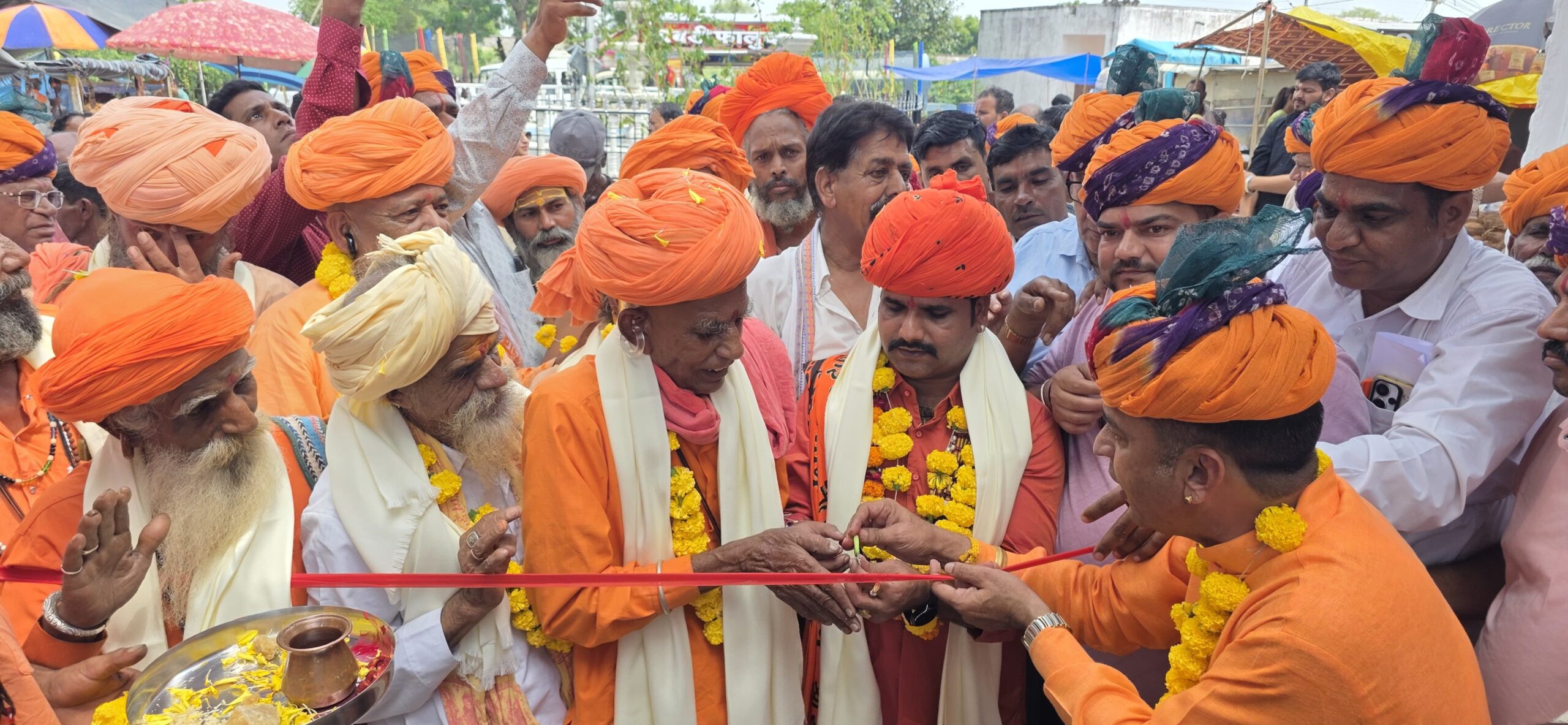 गुलाब बाबा धूणी के मेले का शुभारंभ महंत श्री श्री 1008 सुरेश दास जी महाराज ने किया 1 IMG 20250916 WA0044 scaled