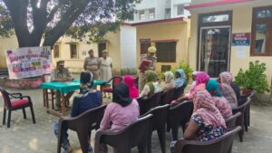 मिशन शक्ति के तहत पुलिस टीम द्वारा महिलाओं को किया गया जागरूक 2 IMG 20250929 WA00452