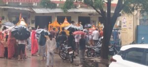 गुरलां में जलझूलनी एकादशी पर निकले देव विमानः भजनो पर श्रद्धालु नाचे, जगह-जगह हुई पुष्पवर्षा रणजीत सागर में जल विहार किया 5 WhatsApp Image 2025 09 03 at 18.54.47
