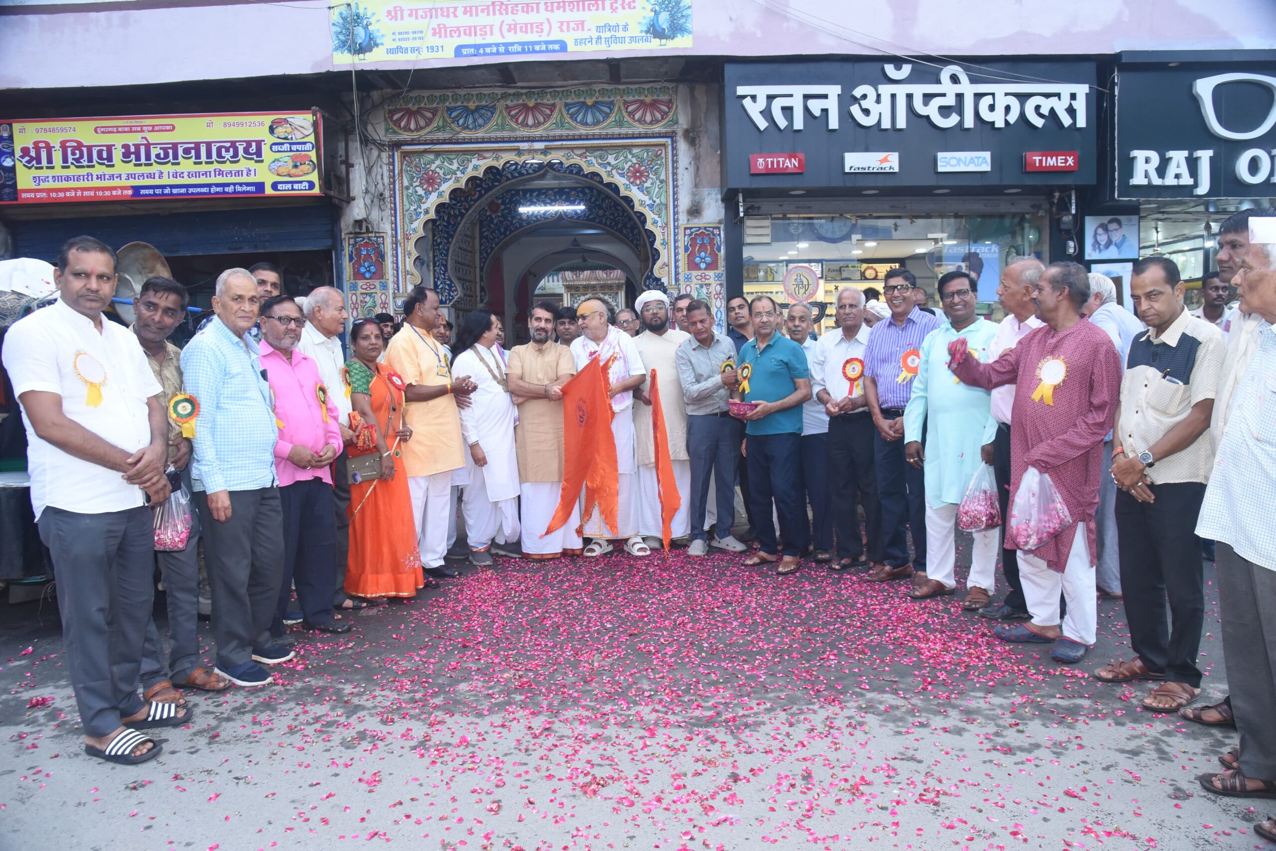 गणेश प्रतिमाओं के विसर्जन के लिए निकाली भव्य शोभायात्रा 1 WhatsApp Image 2025 09 06 at 19.29.58 scaled