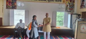 आदर्श विद्या मंदिर, फालना में हिंदी दिवस बौद्धिक प्रतियोगिता आयोजित 4 WhatsApp Image 2025 09 14 at 15.07.52