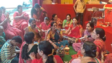 नव दुर्गा मित्र मंङल की माताजी का भंजन कीर्तन हर्षोल्लास के साथ सम्पन्न 12 WhatsApp Image 2025 09 23 at 3.06.13 PM