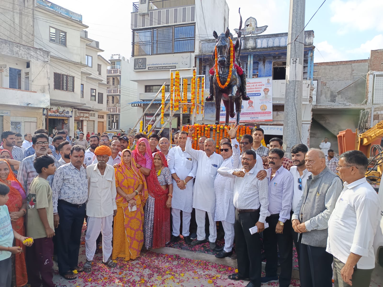 रानी नगरपालिका में नवनिर्मित भवन का लोकार्पण एवं प्रतिमाओं का अनावरण 1 IMG 20251002 WA0068