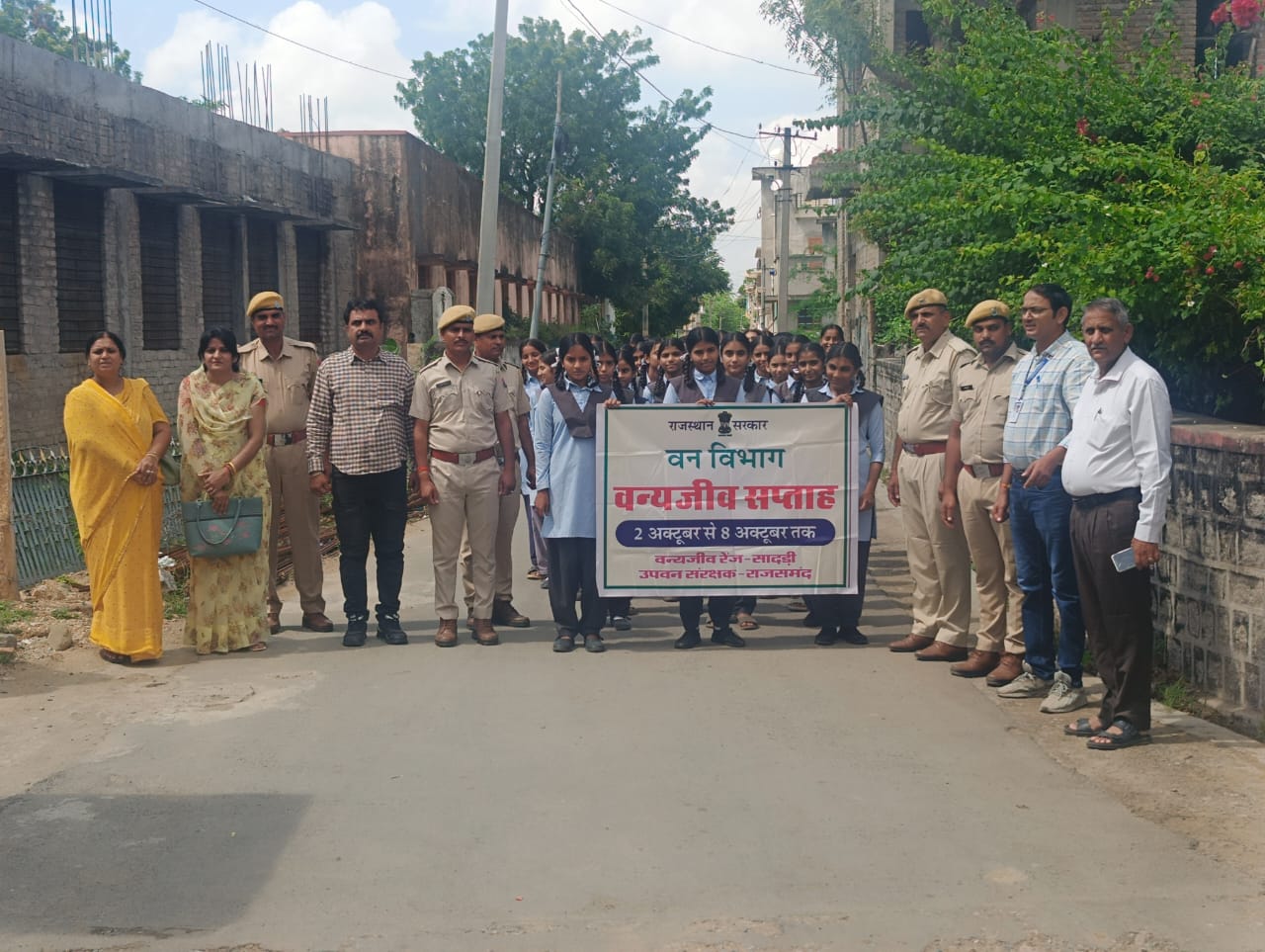 वन्य जीव सप्ताह के तहत पीएम श्री बालिका विद्यालय की बालिकाओं ने जागरूकता रैली निकाली 1 IMG 20251006 WA0019