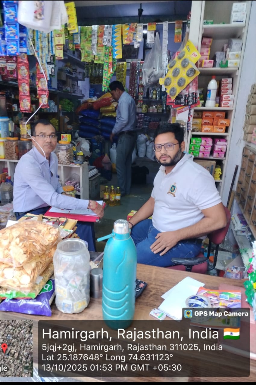 दीपावली पर “शुद्ध आहार मिलावट पर वार” अभियान के तहत खाद्य विभाग की सख्ती 1 WhatsApp Image 2025 10 15 at 18.04.44