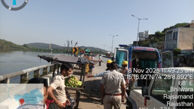 हाइवे 758 पर लॉरीया से वाहन पार्किंग होने से, दुर्घटना बचाव के लिए हाइवे से रेहड़ी-लॉरी हटाई 9 IMG 20251108 WA00191