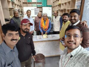 शाहपुरा संवाद के संपादक एवं लुनिया टाइम्स न्यूज़ के वरिष्ठ सहयोगी मूलचन्द पेसवानी का जन्मदिन सादगीपूर्ण माहौल में मनाया गया 5 IMG 20251114 WA0321