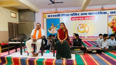 सरस्वती विद्या मंदिर में हनुमान चालीसा पाठ और अतिथियों का सम्मान 9 IMG 20251115 WA00142