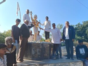 बिरसा मुंडा जयंती समारोह बीजापुर कुंडाल गावों में विश्व हिन्दू परिषद बाली प्रखंड द्वारा आयोजित किया 5 WhatsApp Image 2025 11 15 at 5.43.14 PM
