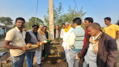 टुण्डी विधायक ने मुख्यमंत्री ग्राम सड़क योजना के तहत सड़क निर्माण का किया शिलान्यास 13 WhatsApp Image 2025 11 26 at 19.35.24 65cc0f46