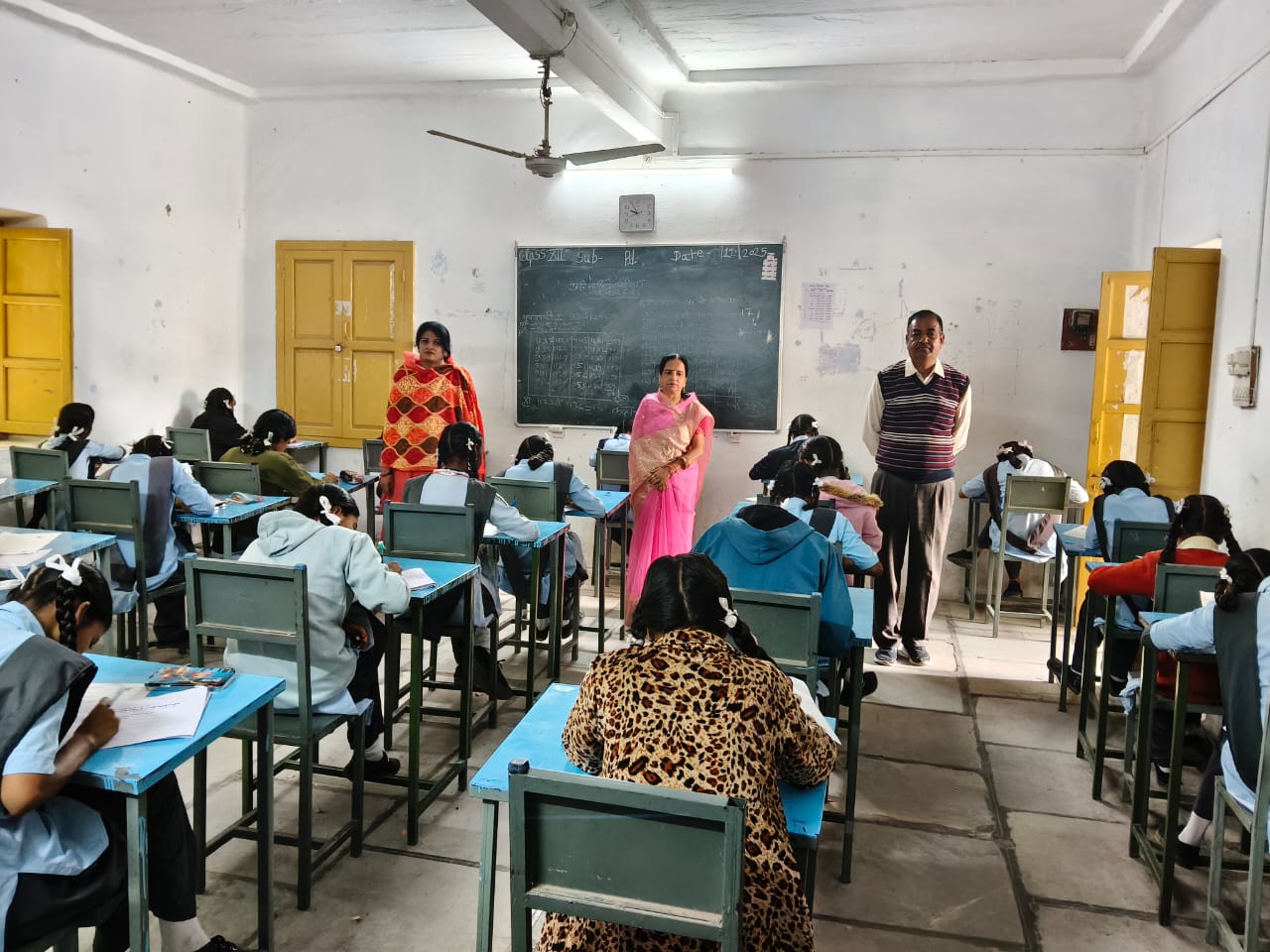 ऐसीबीईओ देसूरी ने सादड़ी, राजपुरा ,मांडीगढ व गुड़ा जाटान में चल रही अर्द्धवार्षिक परीक्षा व दक्षता आधारित आंकलन का औचक निरीक्षण कर दिए दिशा निर्देश 1 WhatsApp Image 2025 11 29 at 15.09.57 5b5416aa