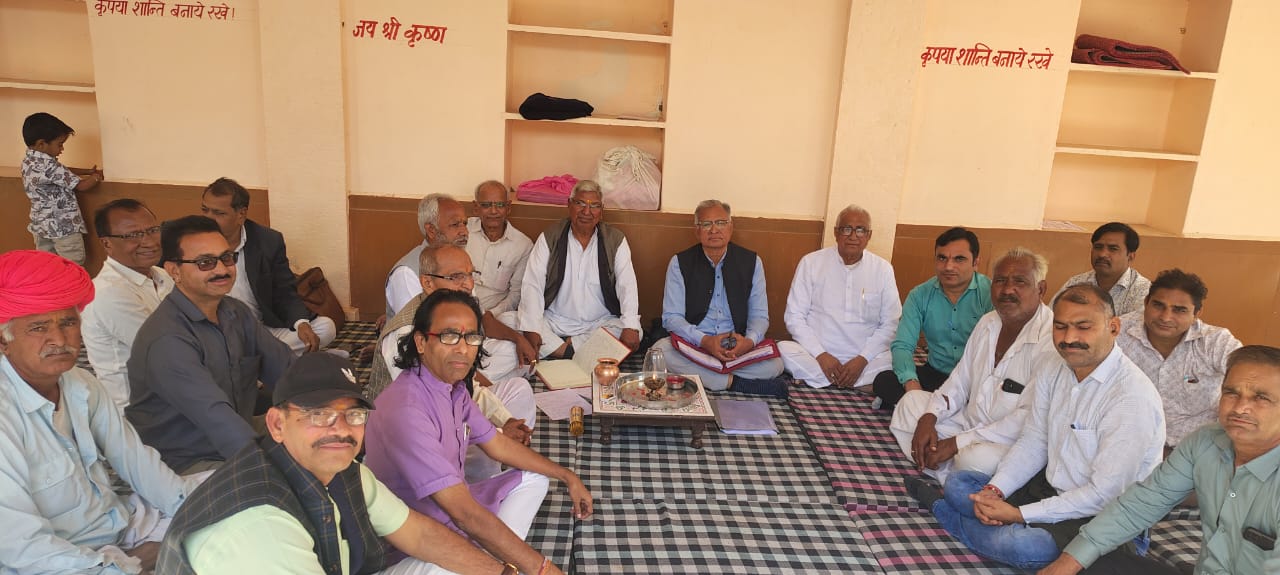 चार भुजा नाथ मंदिर जीर्णोद्वार व मेले को लेकर श्री क्षत्रिय घांची समाज महासभा की बैठक। 1 WhatsApp Image 2025 12 16 at 1.49.56 PM