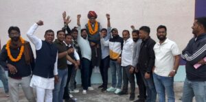 श्री विश्वकर्मा पांचाल लोहार महासभा संस्था त्रिवार्षिक चुनाव में रामेश्वर लाल को निर्विरोध जिलाध्यक्ष बनाया 2 WhatsApp Image 2025 12 22 at 12.43.35 PM