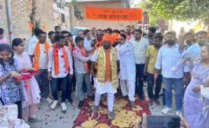 बजरंग दल के राष्ट्रीय संयोजक किशन प्रजापत के पाली पहुंचने पर शहरवासियों ने किया जोरदार स्वागत 4 WhatsApp Image 2025 12 22 at 7.23.46 PM