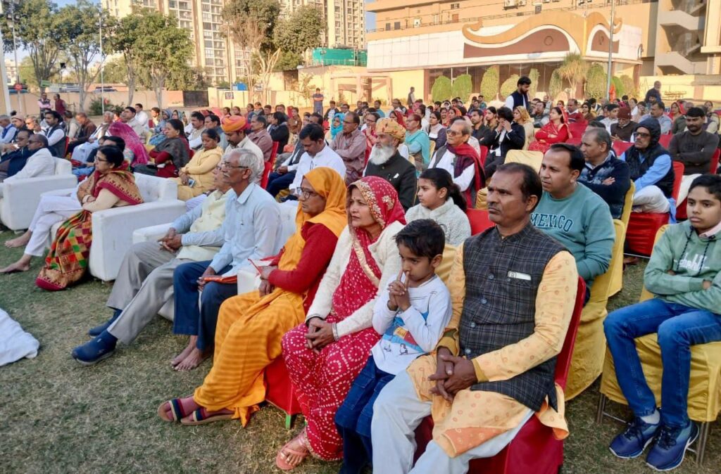 महर्षि दयानंद सरस्वती के विचारो से प्रभावित होकर मुंशीराम बने स्वामी श्रद्धानंद : स्वामी सुमेधानंद 3 WhatsApp Image 2025 12 25 at 14.05.18 1