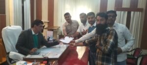 इंडस मोबाइल टावर टेक्नीशियनों का बड़ा कदम 15 सूत्रीय मांगों को लेकर जिला कलेक्टर को दिया ज्ञापन 5 WhatsApp Image 2025 12 29 at 5.58.50 PM