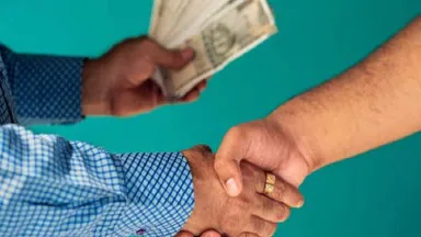 bribe 1763032814394 1763032814556 1765797973719