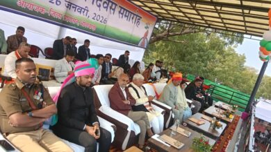 भीलवाड़ा में 77वां गणतंत्र दिवस: कड़ाके की सर्दी में भी देशभक्ति का जज्बा, उपमुख्यमंत्री डॉ. प्रेमचंद बैरवा ने किया ध्वजारोहण 11 WhatsApp Image 2026 01 26 at 6.49.07 PM