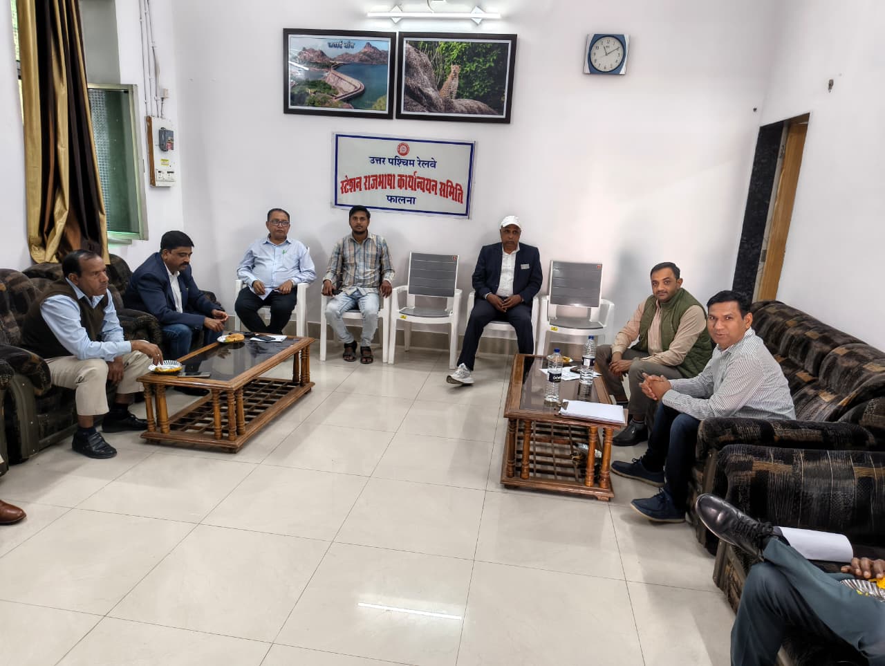फालना स्टेशन पर राजभाषा कार्यान्वयन समिति की तिमाही बैठक आयोजित 1 IMG 20260211 WA00201