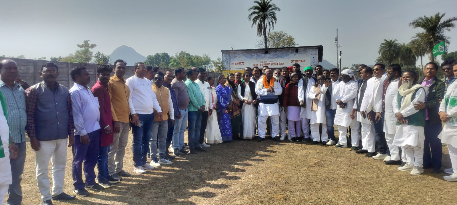 दुर्गाडीह शहीद बेदी पर श्रद्धांजलि सभा का आयोजन 1 WhatsApp Image 2026 02 02 at 5.55.02 PM